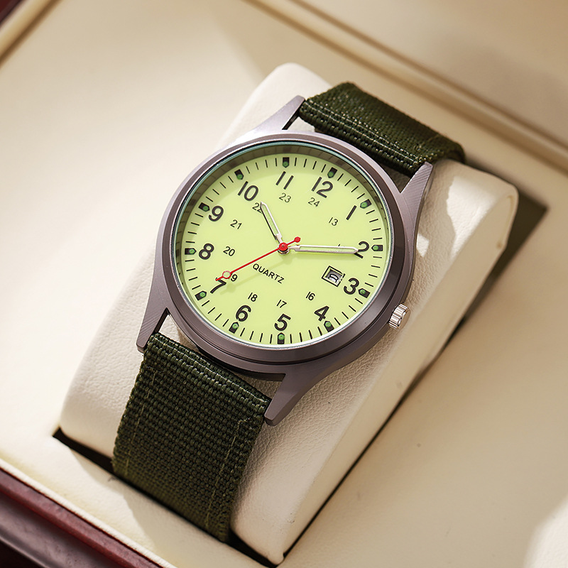 Nieuw canvas herenhorloge, cas - Solar Powered Watch recensie en prijs